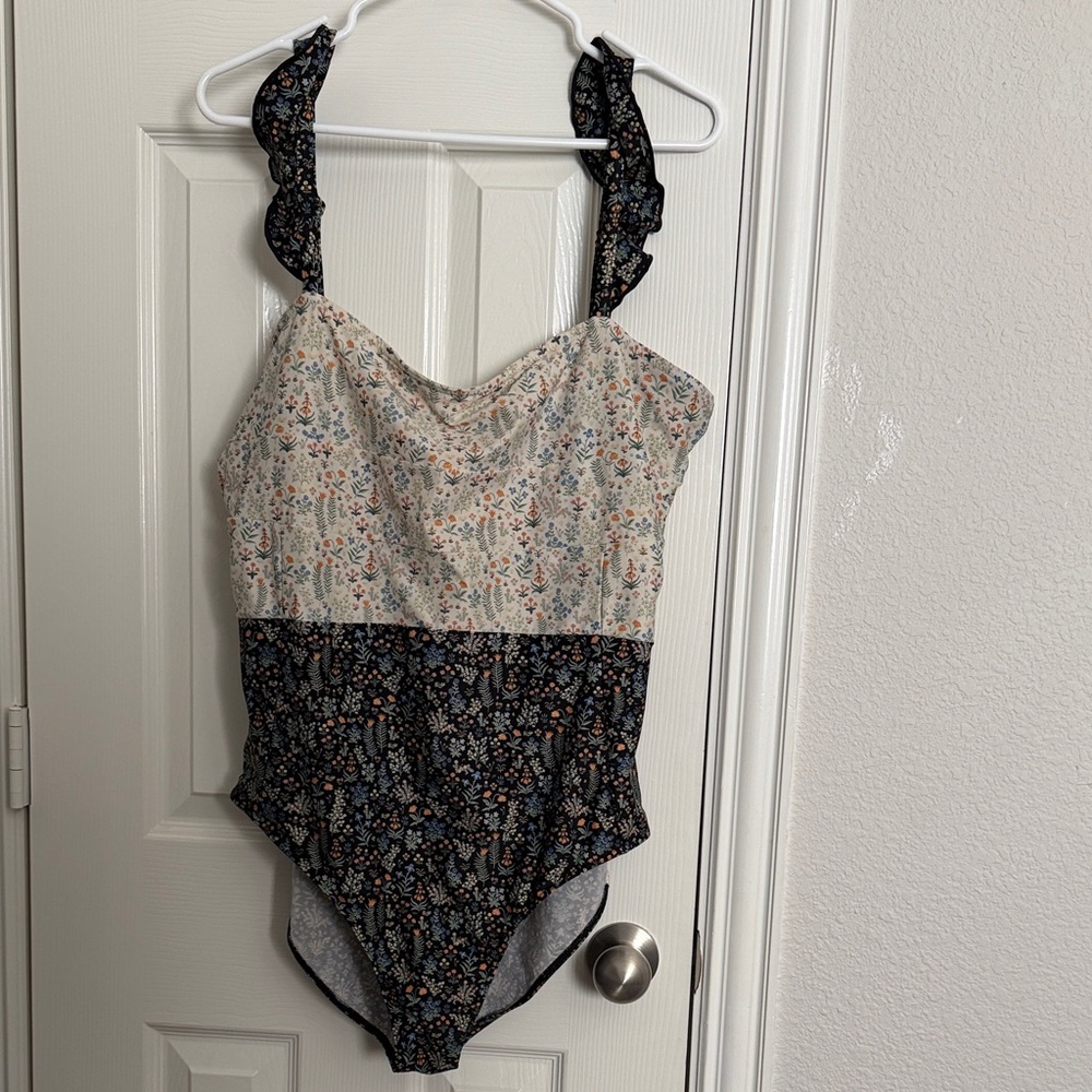 summersalt Two-Tone Floral One-Piece Swimsuit in Cream and Black Floral